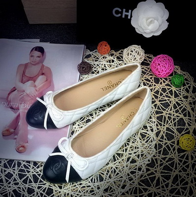 CHANEL Shallow mouth flat shoes Women--124